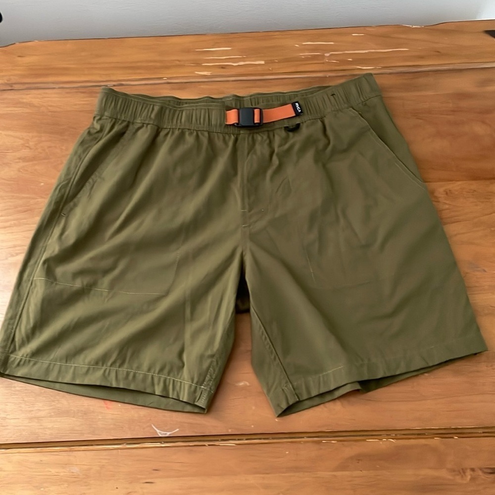 RVCA NWOT Nykon Blend Hiking Shorts Size XL